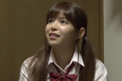 メチャメチャ可愛い従妹JKが寝てるときにオナってたら見つかってそのままセックス