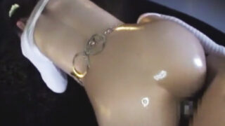 【朝日奈あかり】オイルでツルツルテカテカになったデカ尻をバックで突くのがいいエロ動画