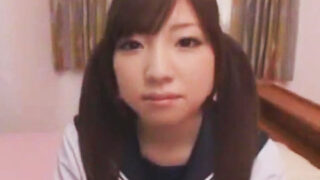 【ロリ顔JK】純白パンティのセーラー服の女子校生とセックスするエロ動画【三嶋沙希】