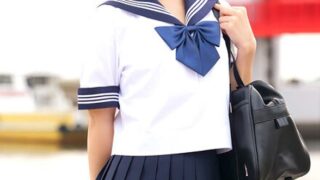 【お得】美少女野球部マネージャーの乱交祝勝会。騎乗位合体しながら、ダブル手コキ＆フェラで連続発射させてお掃除フェラ。正常位ピストンされながら、列を成すチ○ポをどんどん手コキヌキ。精子まみれの体で何度もイカされ選手と監督に連続で顔射される 小島みなみ
